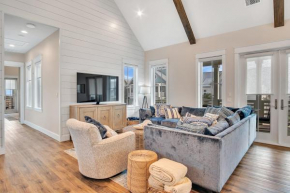 SBS720-The Lookout at Sunflower Beach home
